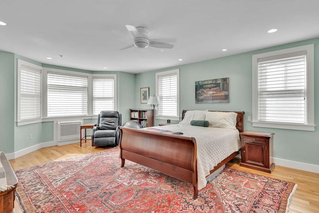 82 Green St # 82, Brookline Unit: 82