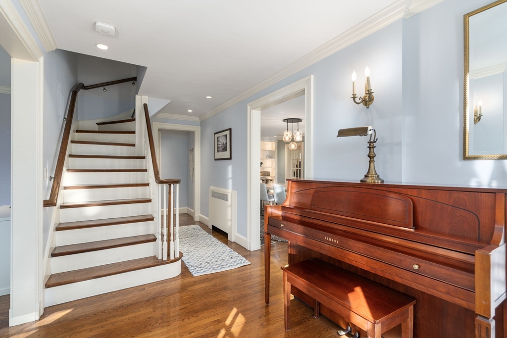 131 Oliver Rd, Newton