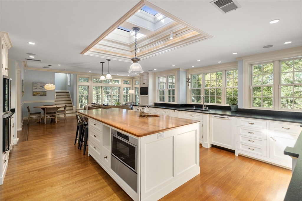 131 Oliver Rd, Newton