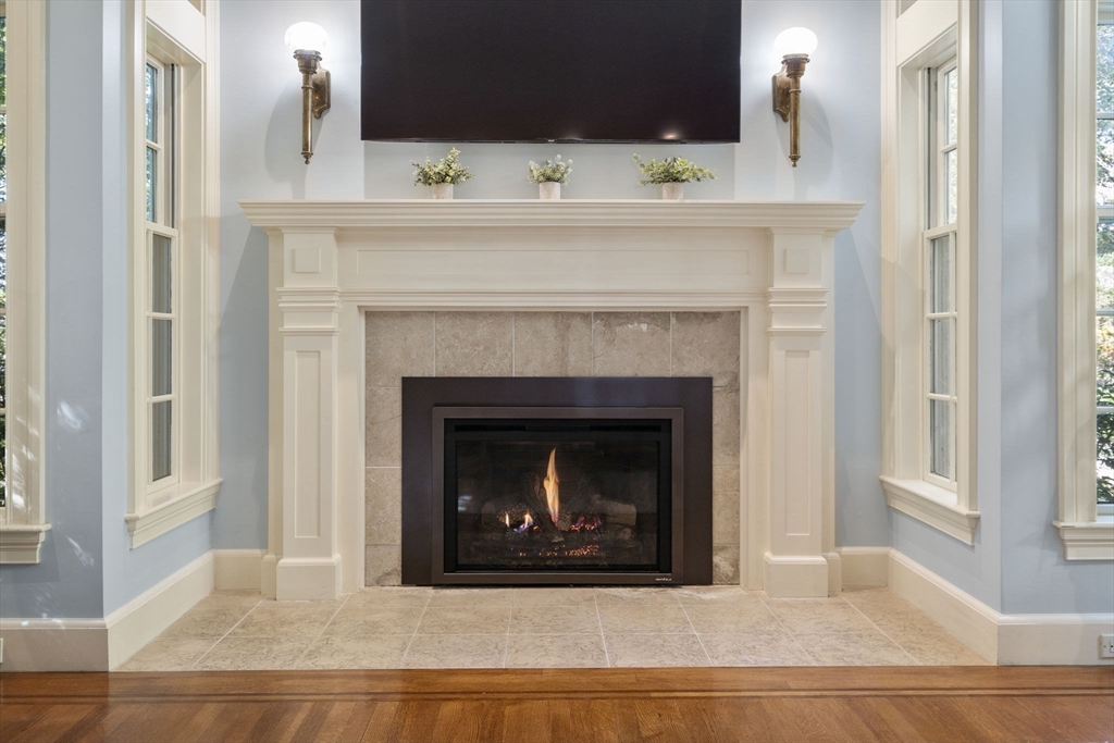 131 Oliver Rd, Newton