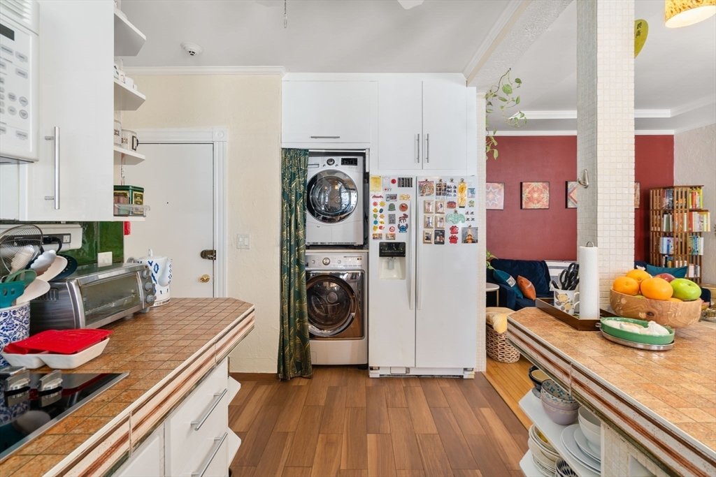 33 Westbourne Ter # 4