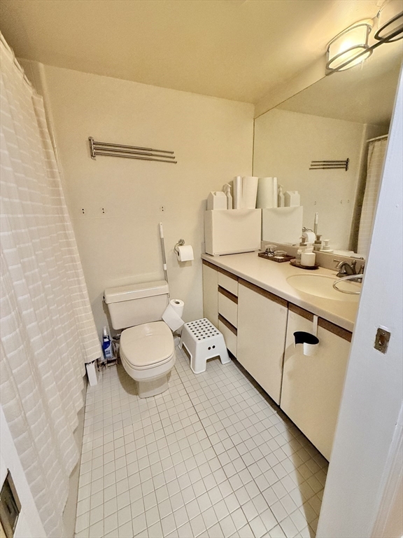 20 Webster St # 307
