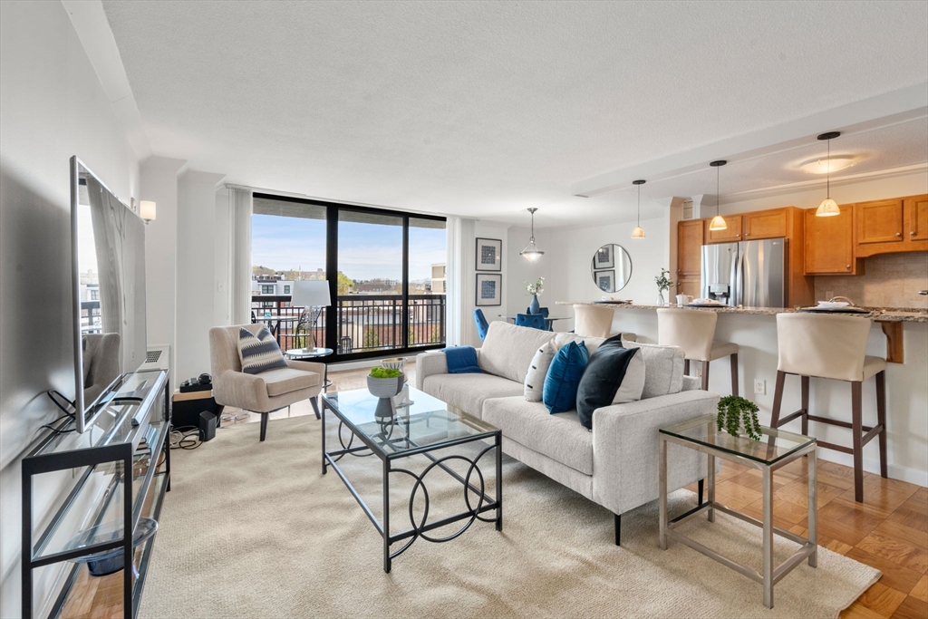 60 Longwood Ave # 602