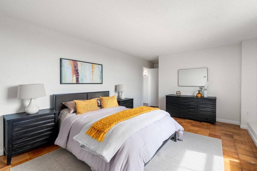 60 Longwood Ave # 602