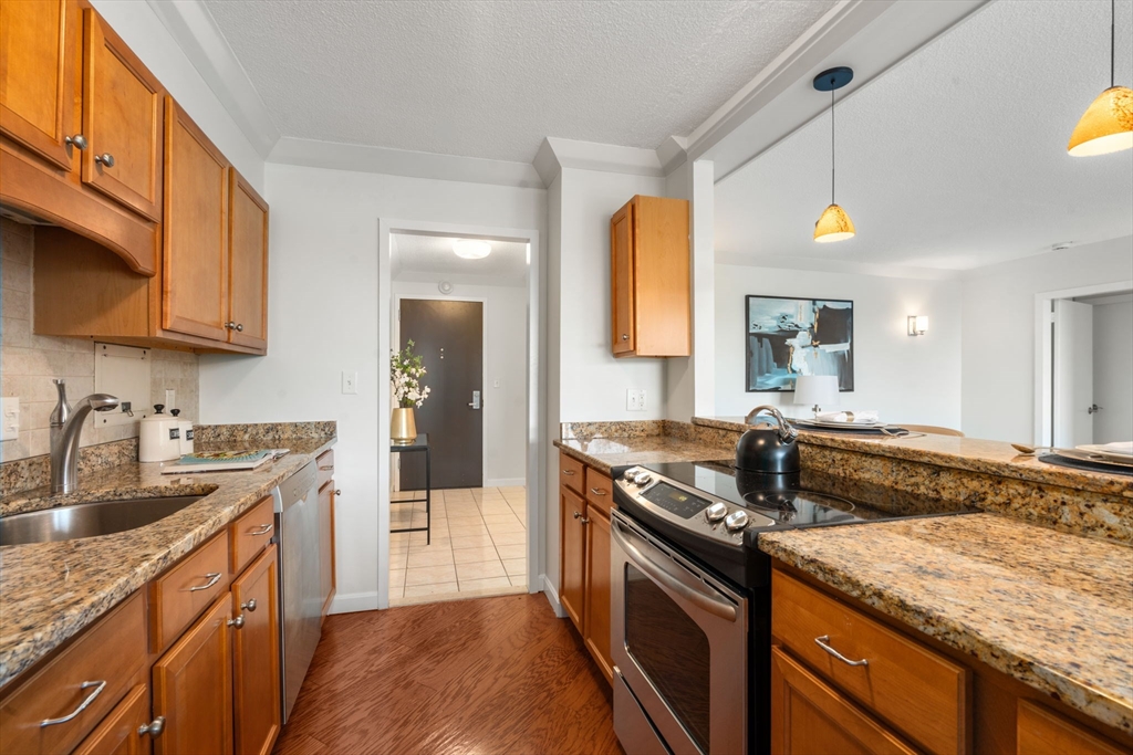 60 Longwood Ave # 602