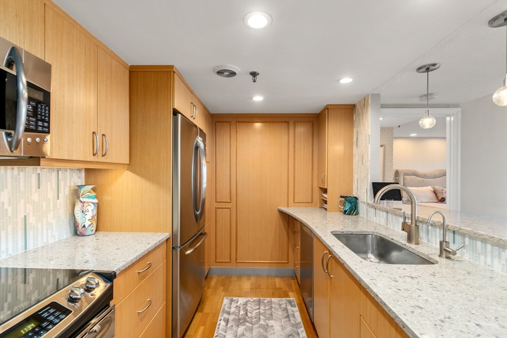 20 Webster St # 505