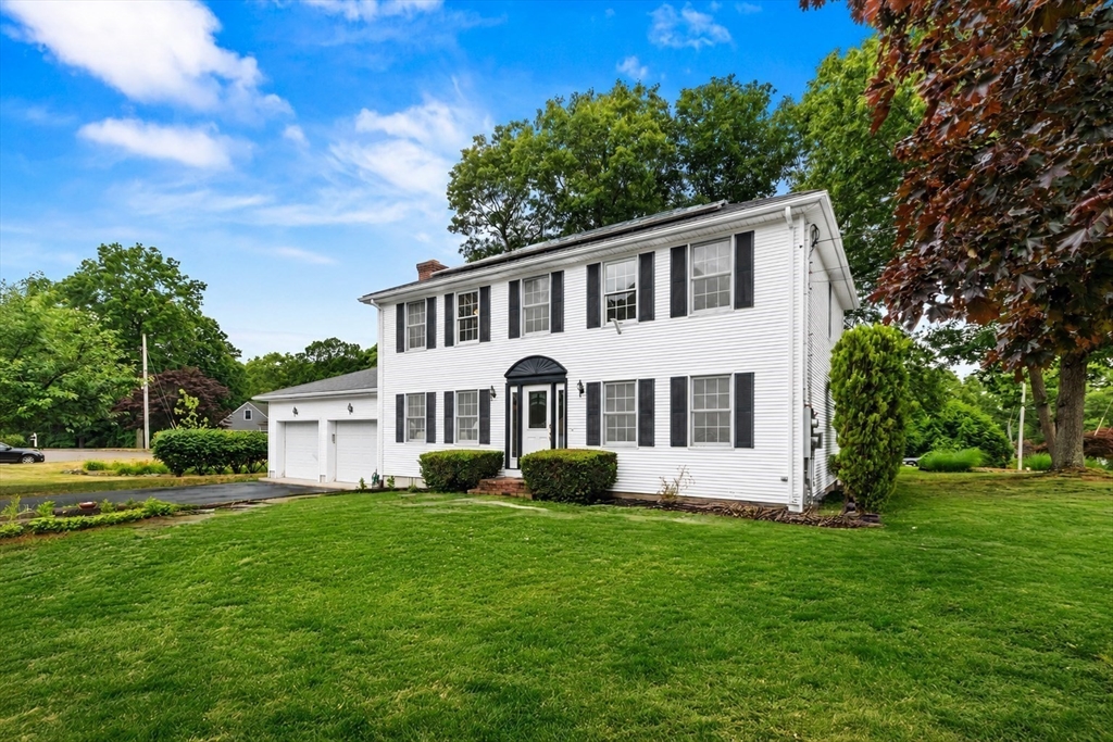 36 Ides Hill Ln