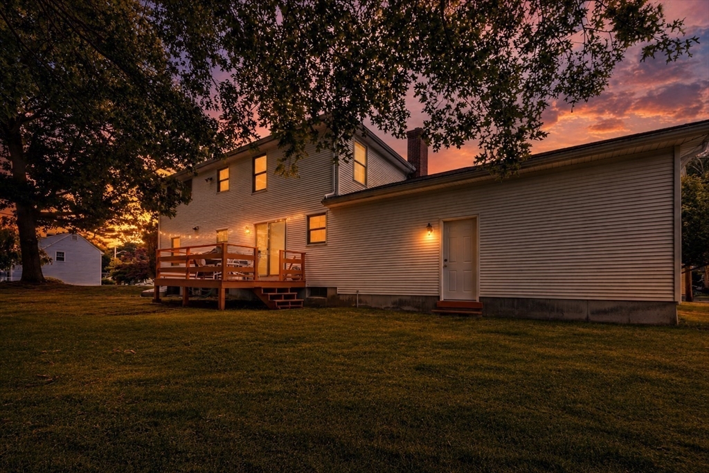 36 Ides Hill Ln
