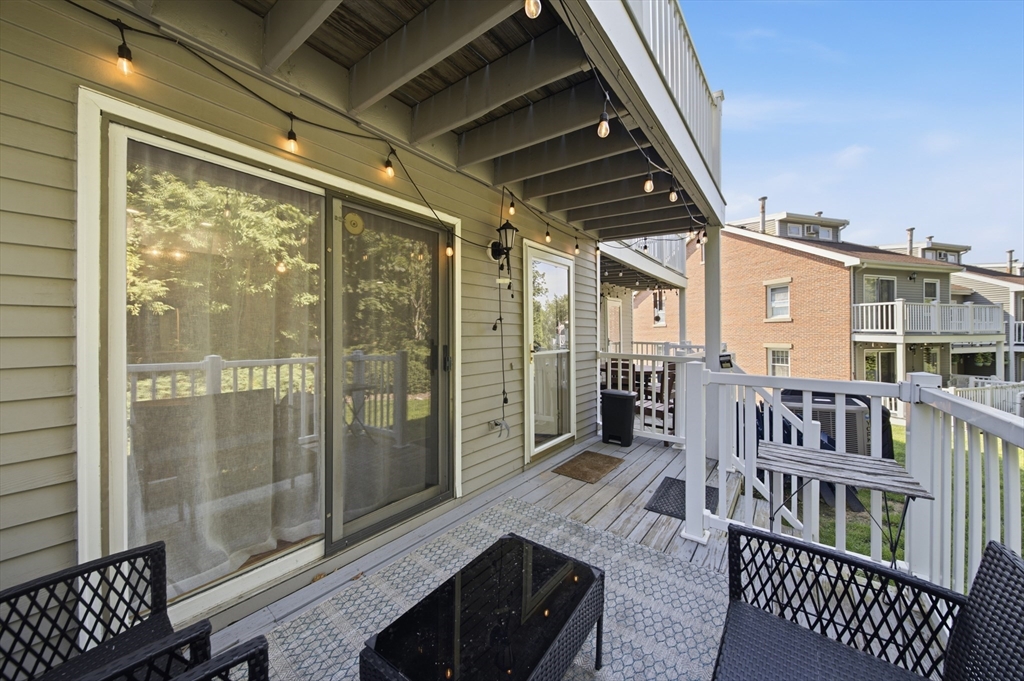 49 Breakwater Dr # 10 Unit: T-10
