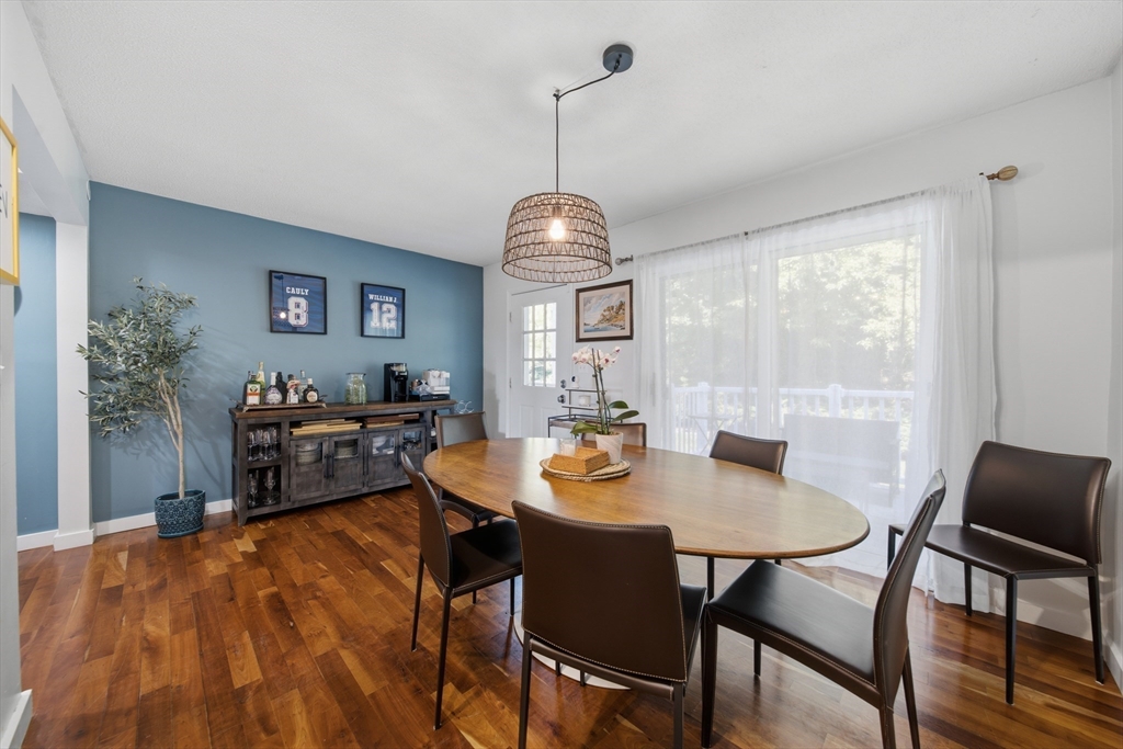 49 Breakwater Dr # 10 Unit: T-10