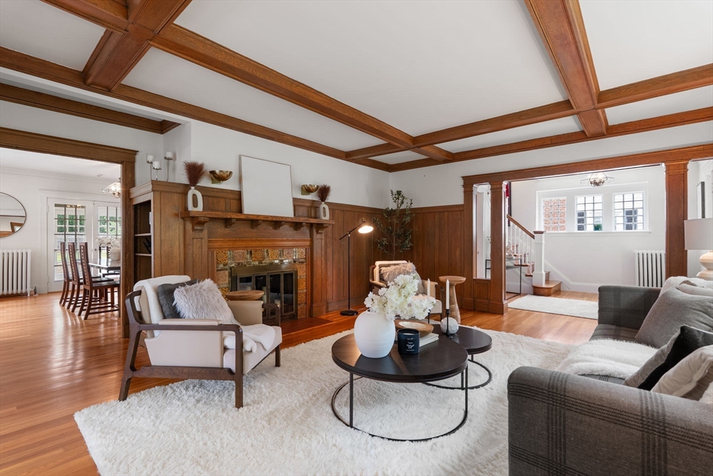 855 Commonwealth Ave