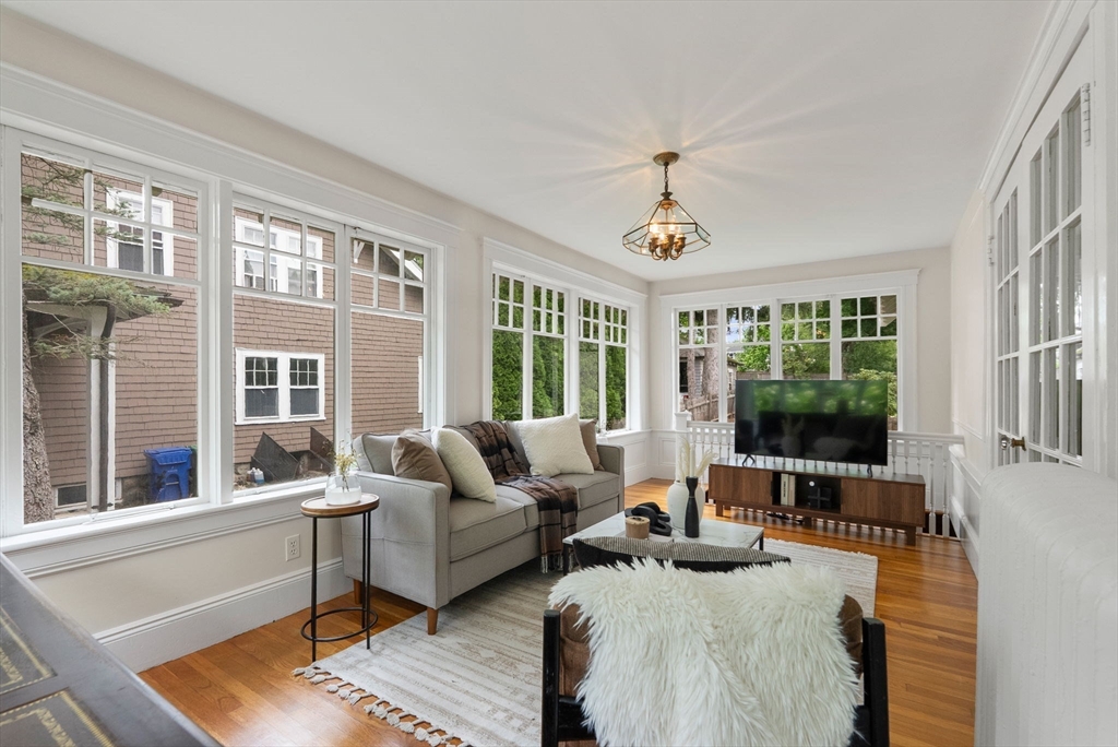 855 Commonwealth Ave