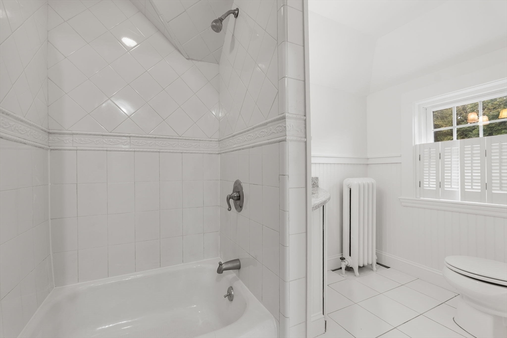 855 Commonwealth Ave