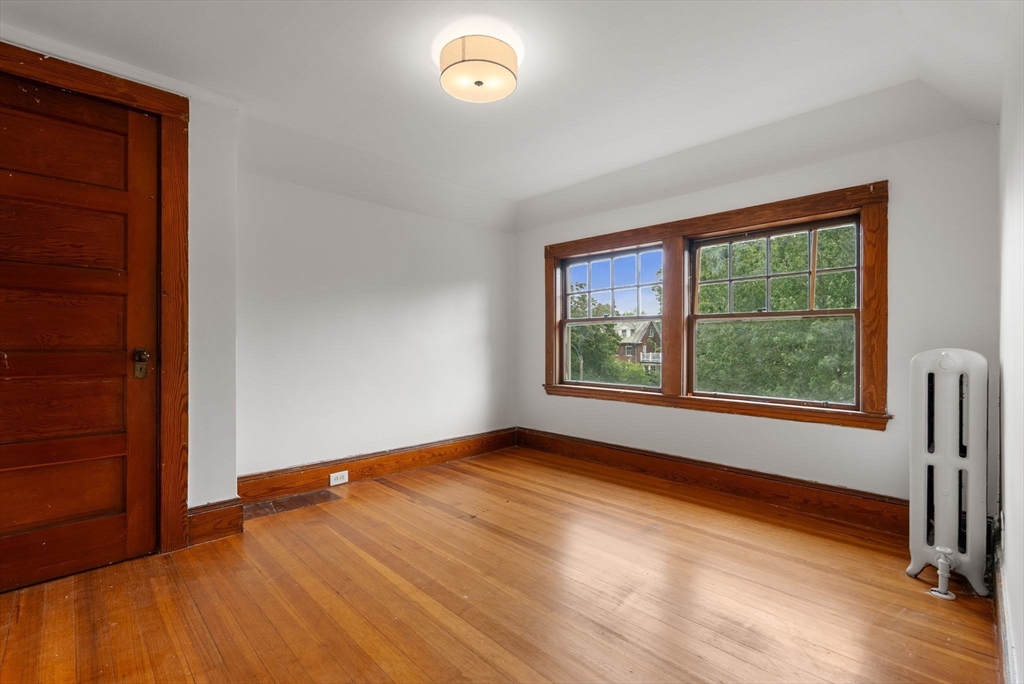 855 Commonwealth Ave