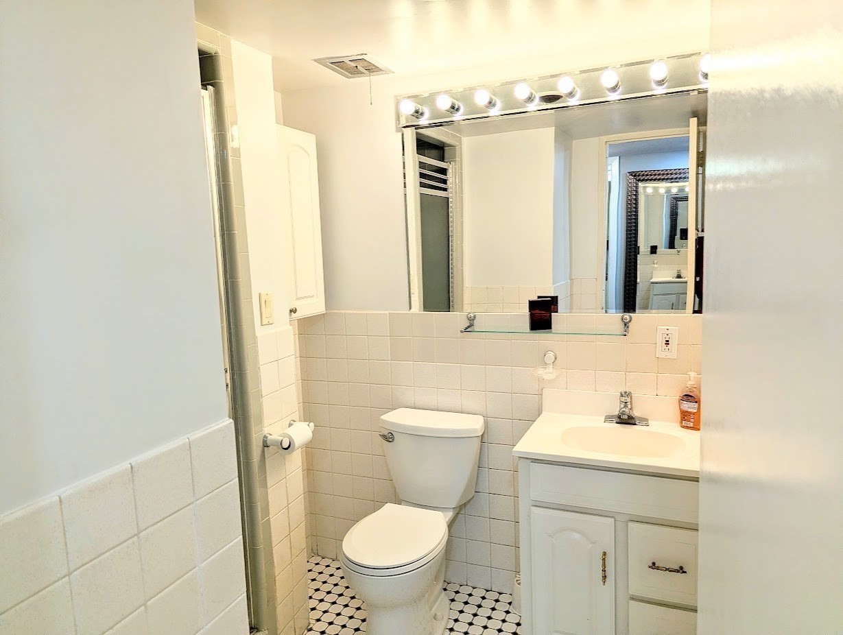 45 Longwood Ave # 705
