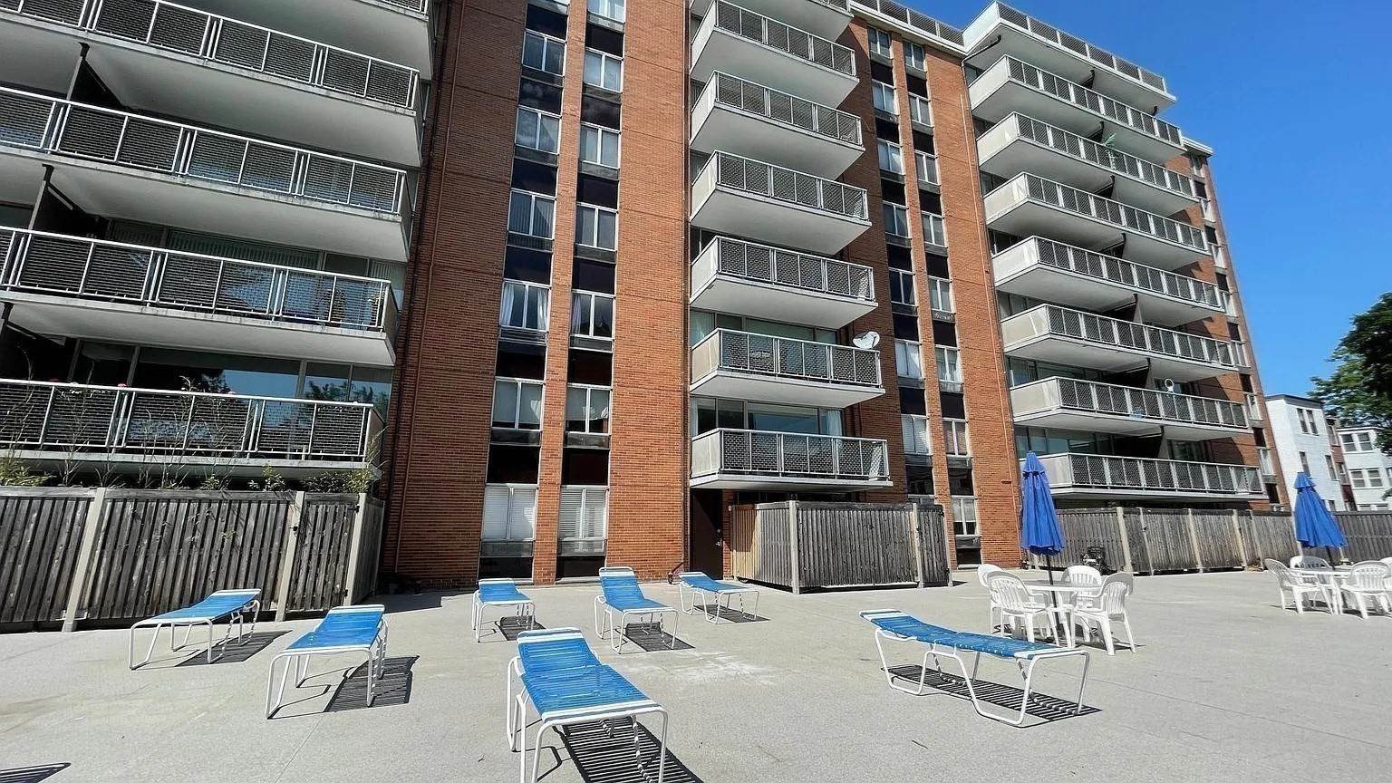 45 Longwood Ave # 705