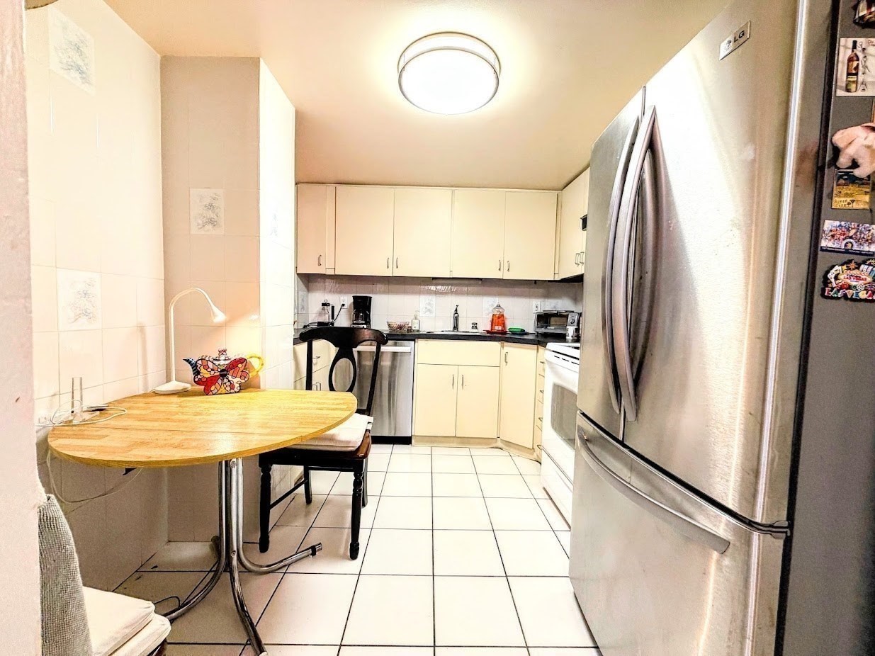45 Longwood Ave # 705