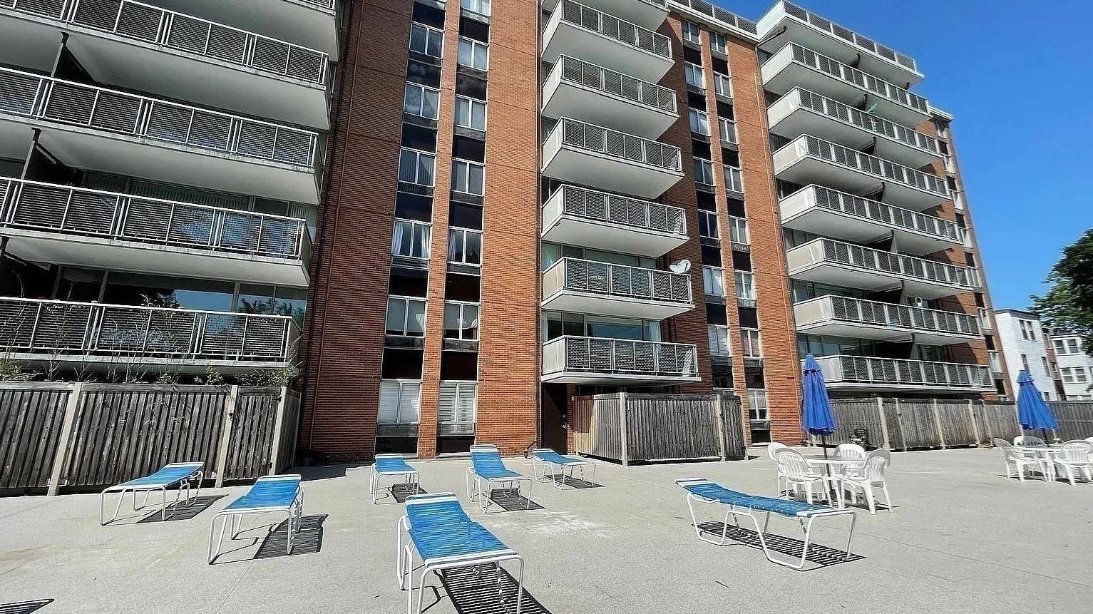 45 Longwood Ave # 705