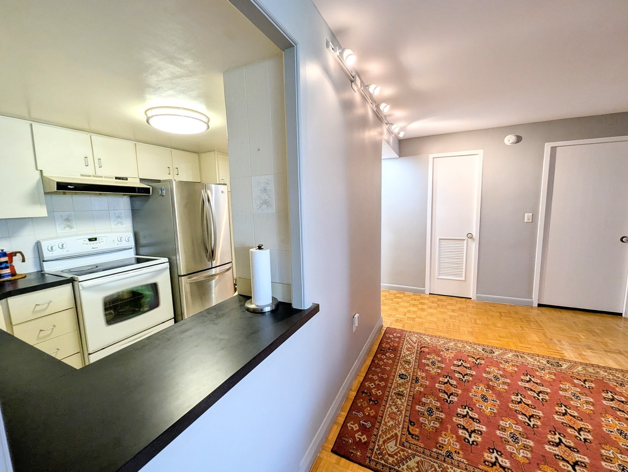45 Longwood Ave # 705