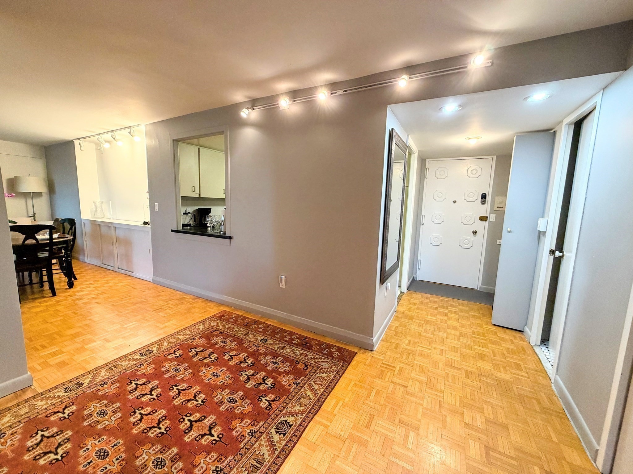 45 Longwood Ave # 705