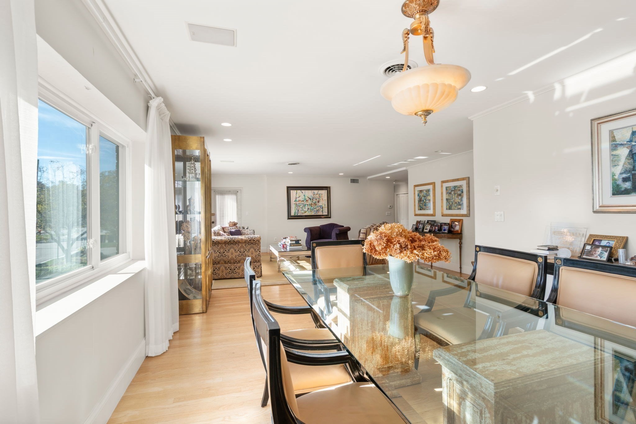 209 Commonwealth Ave # 2A