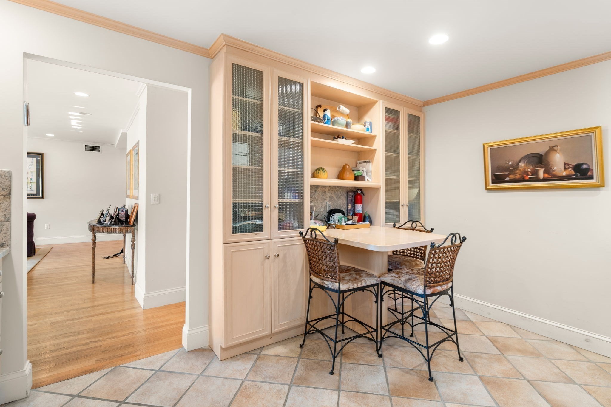 209 Commonwealth Ave # 2A
