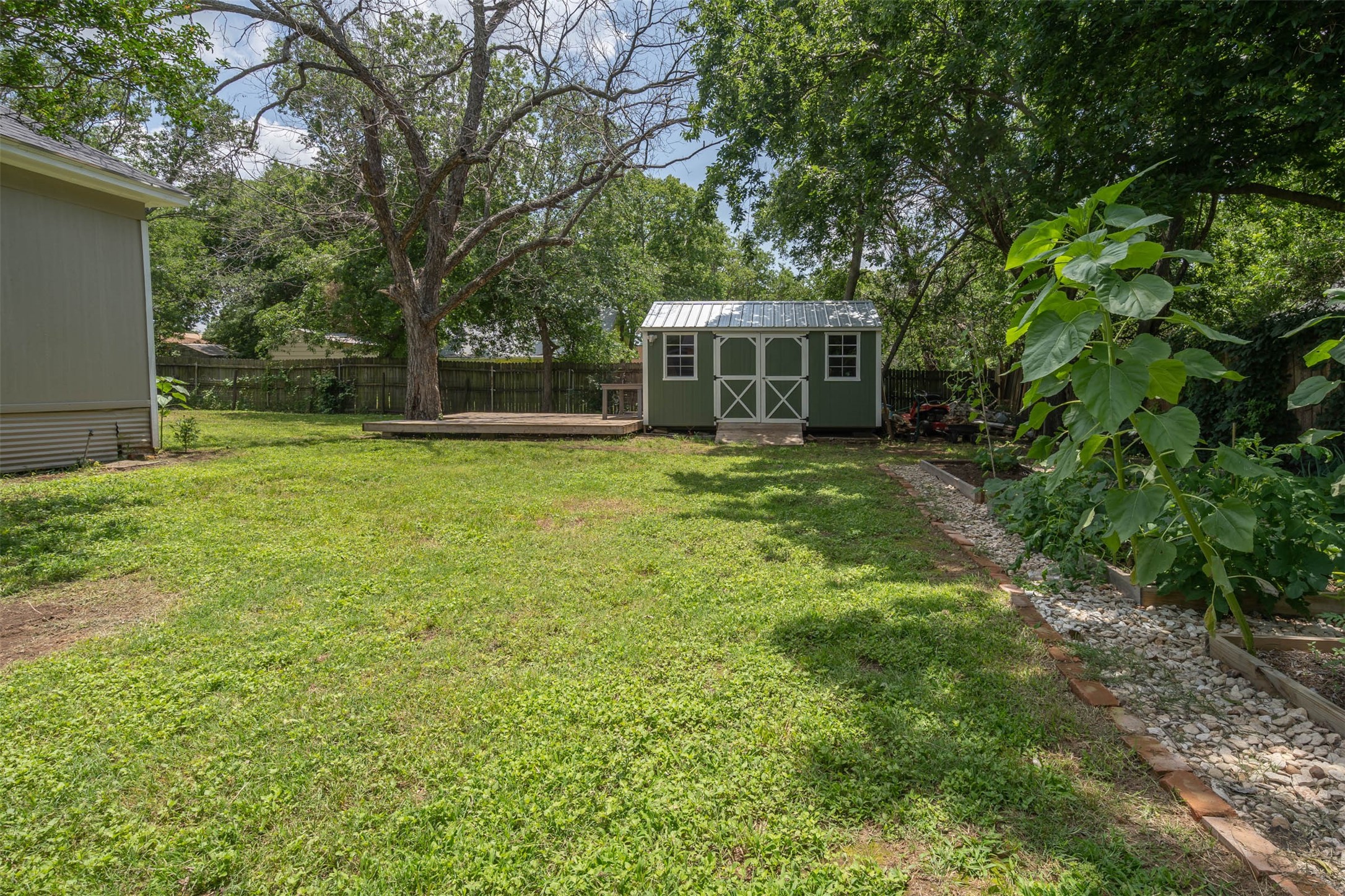 108 E 18th Street