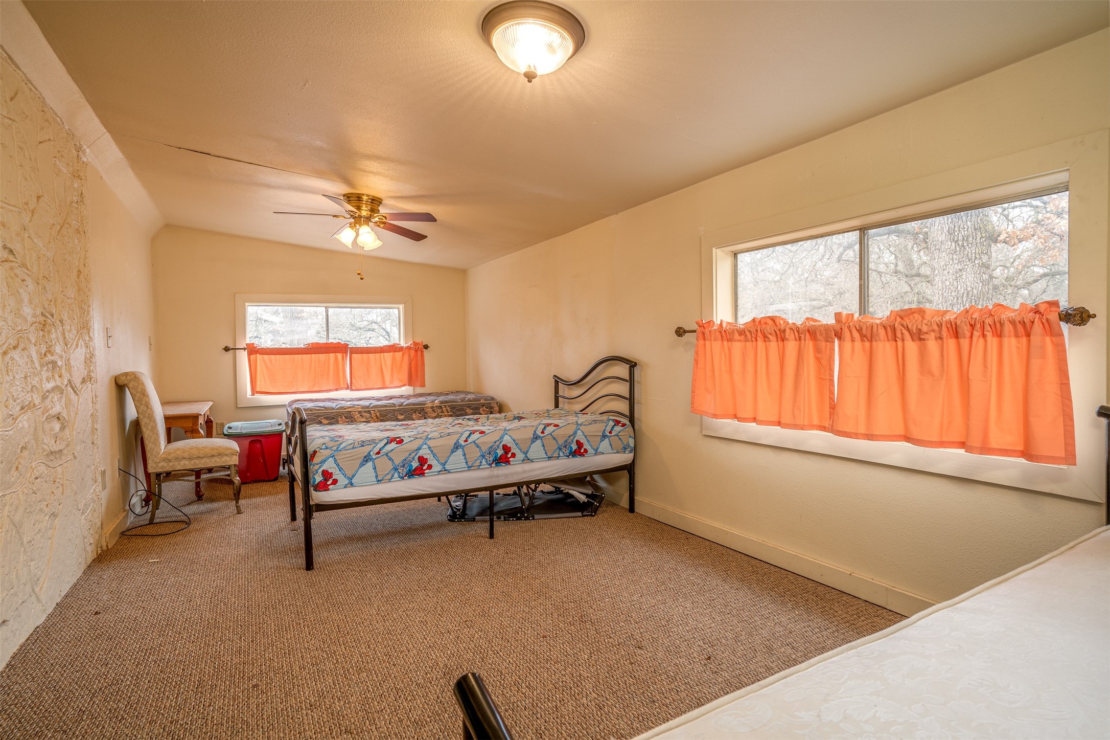 800 County Road 463