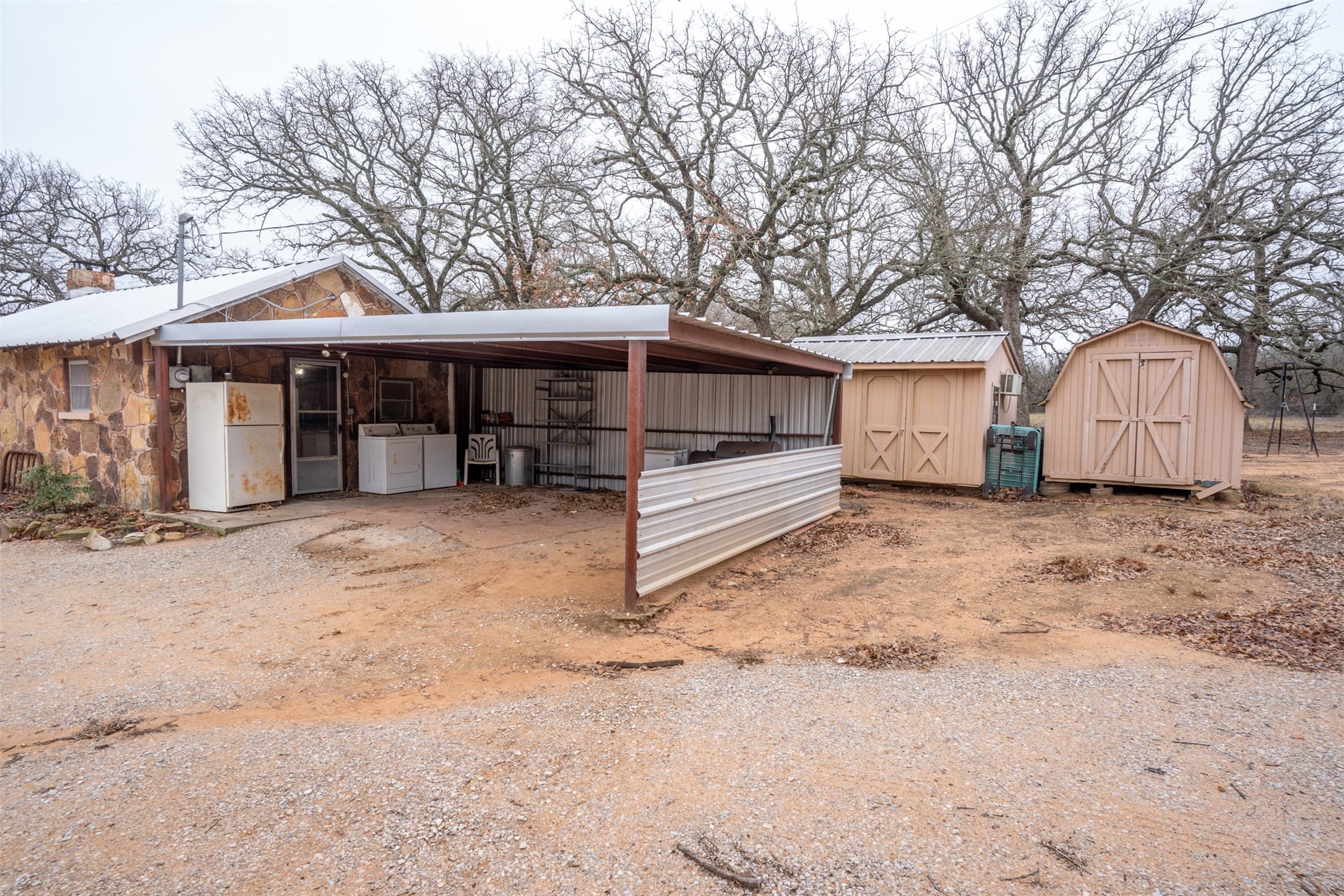 800 County Road 463