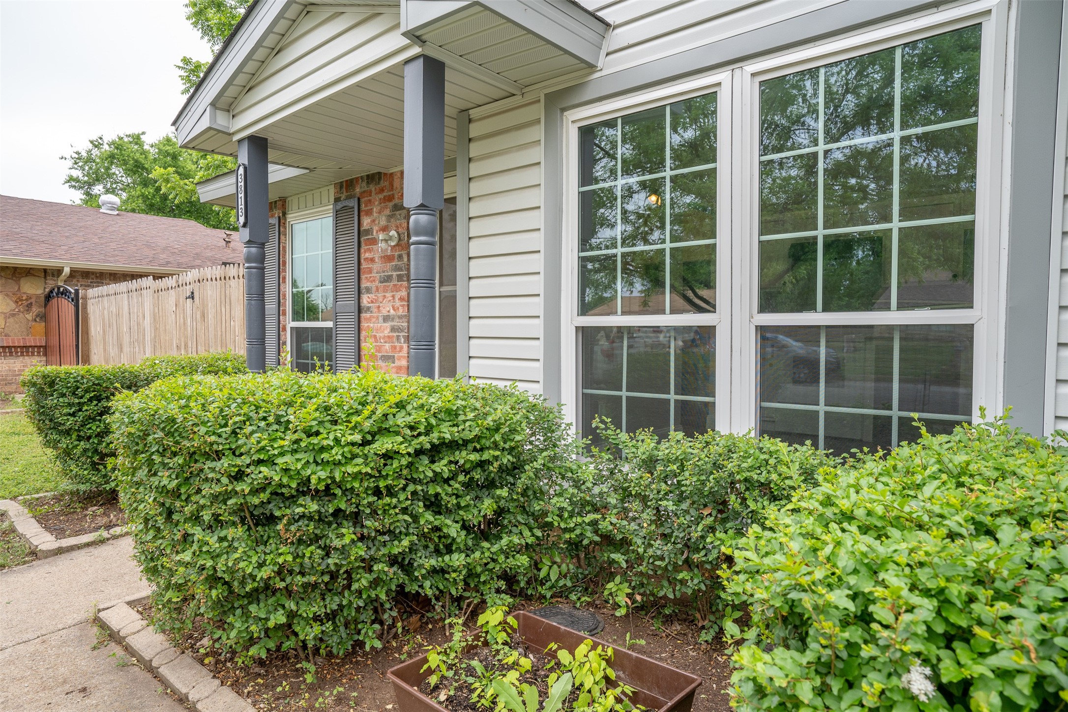 3813 Horizon Place