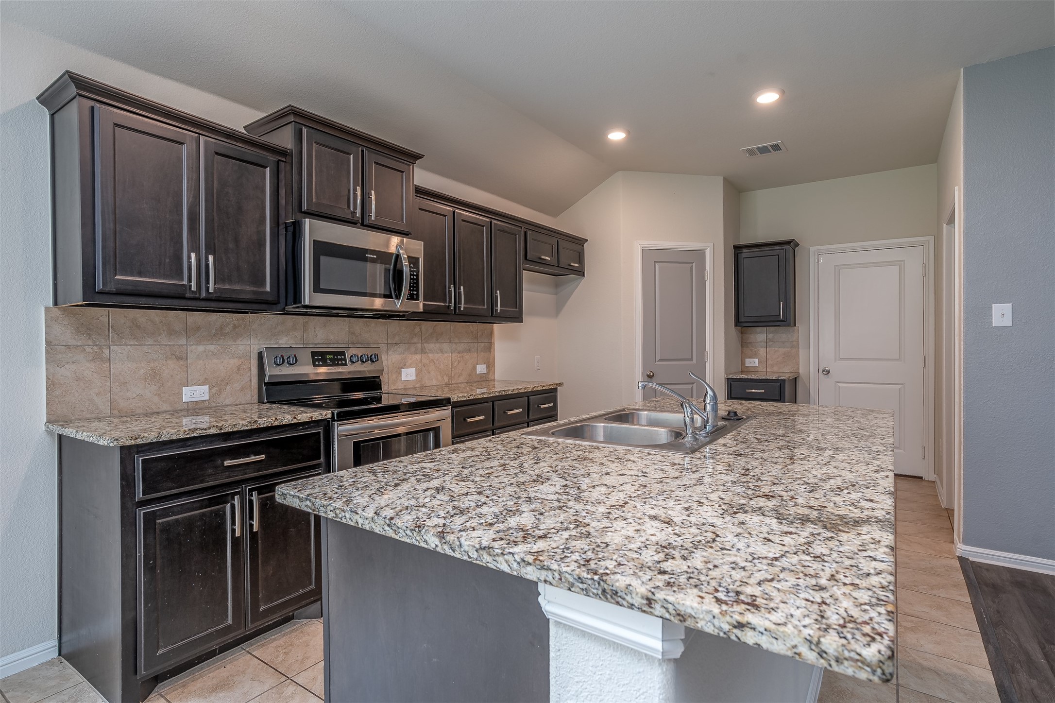 749 High Summit Trail