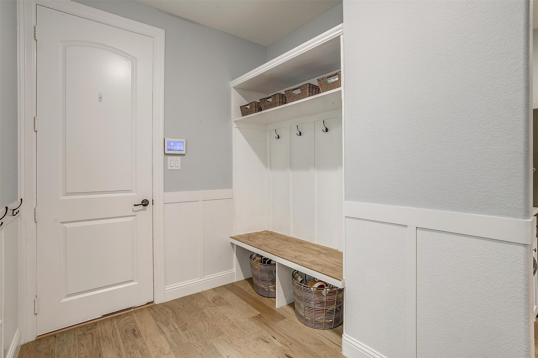 2808 Sandstone Drive