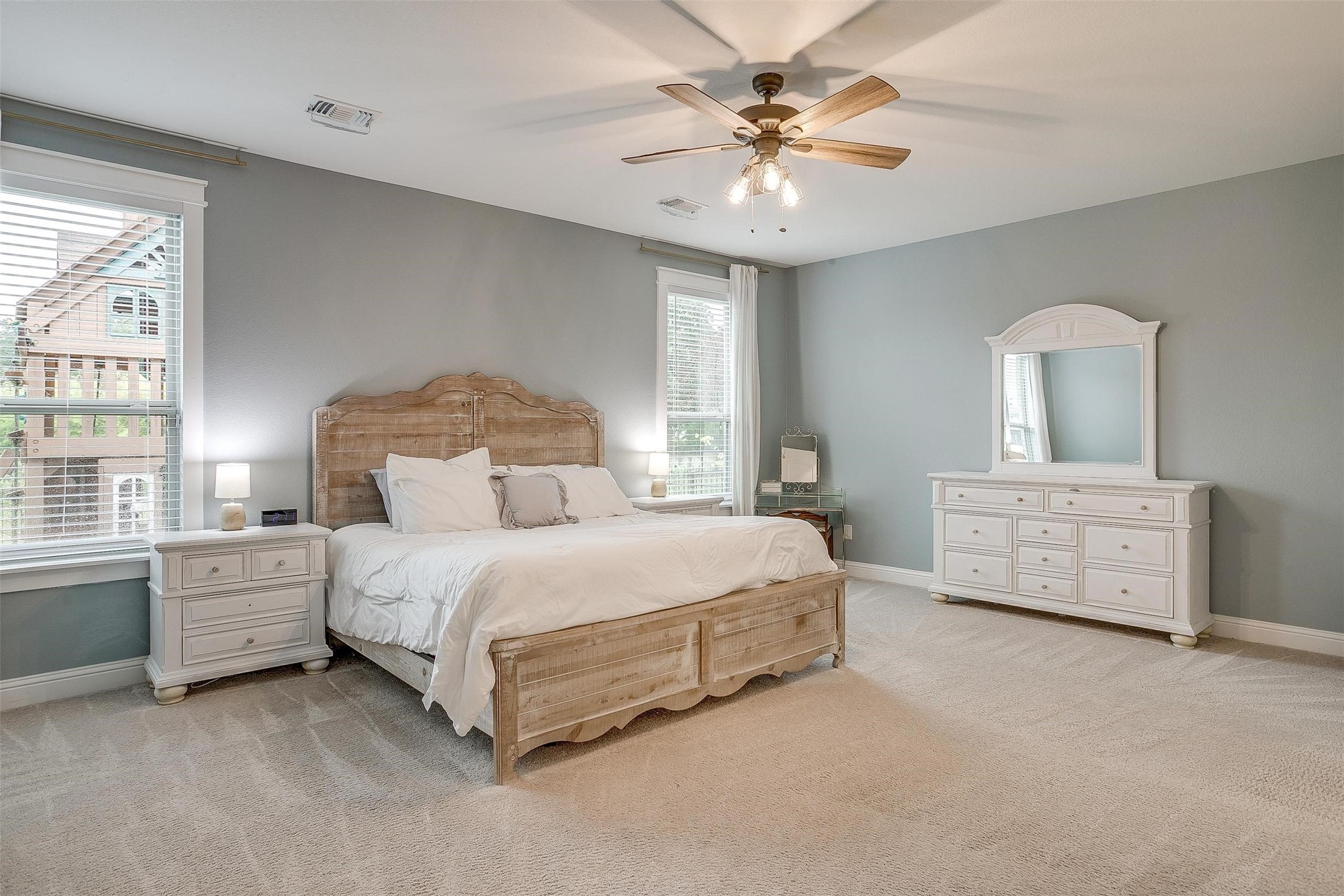 2808 Sandstone Drive