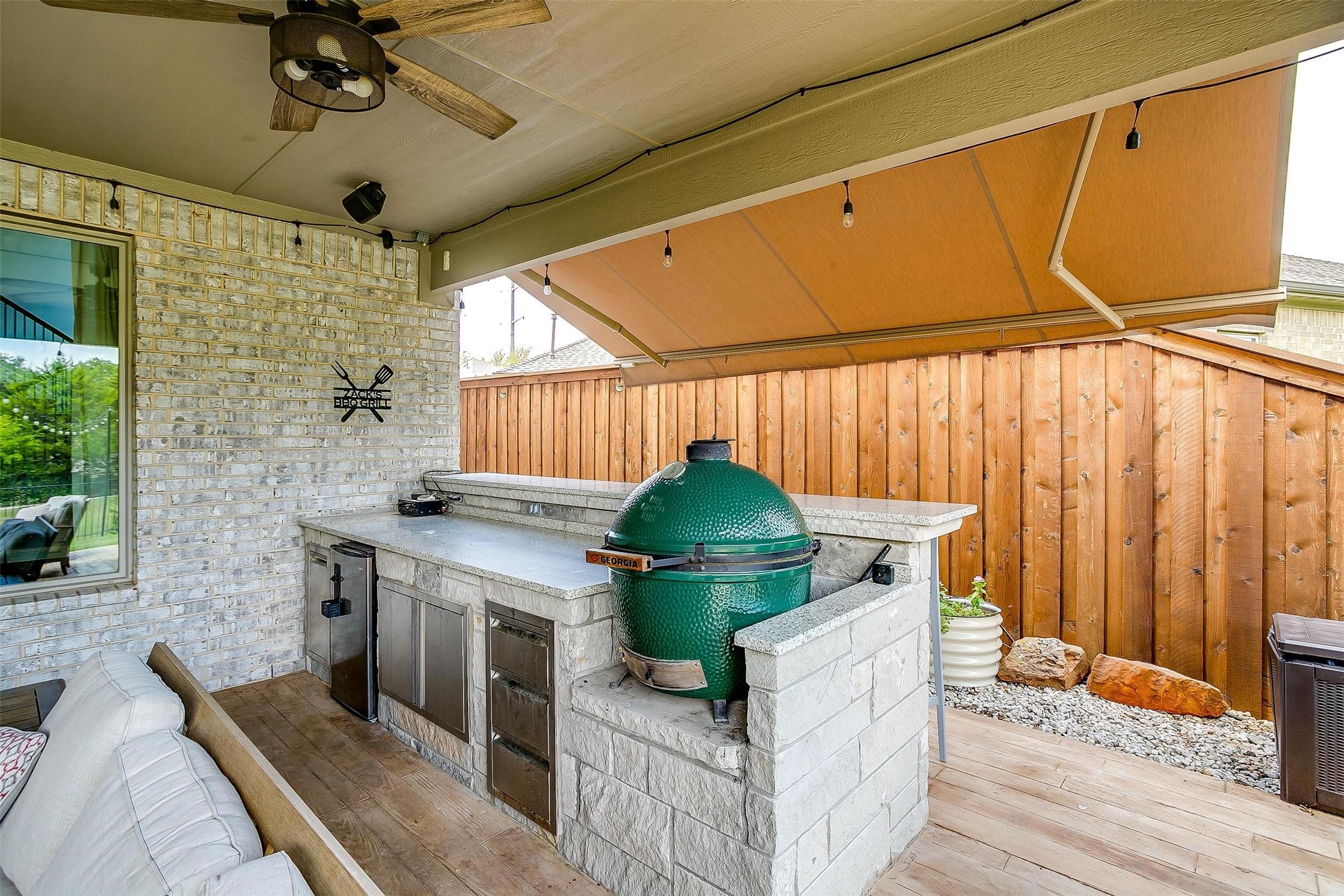 2808 Sandstone Drive
