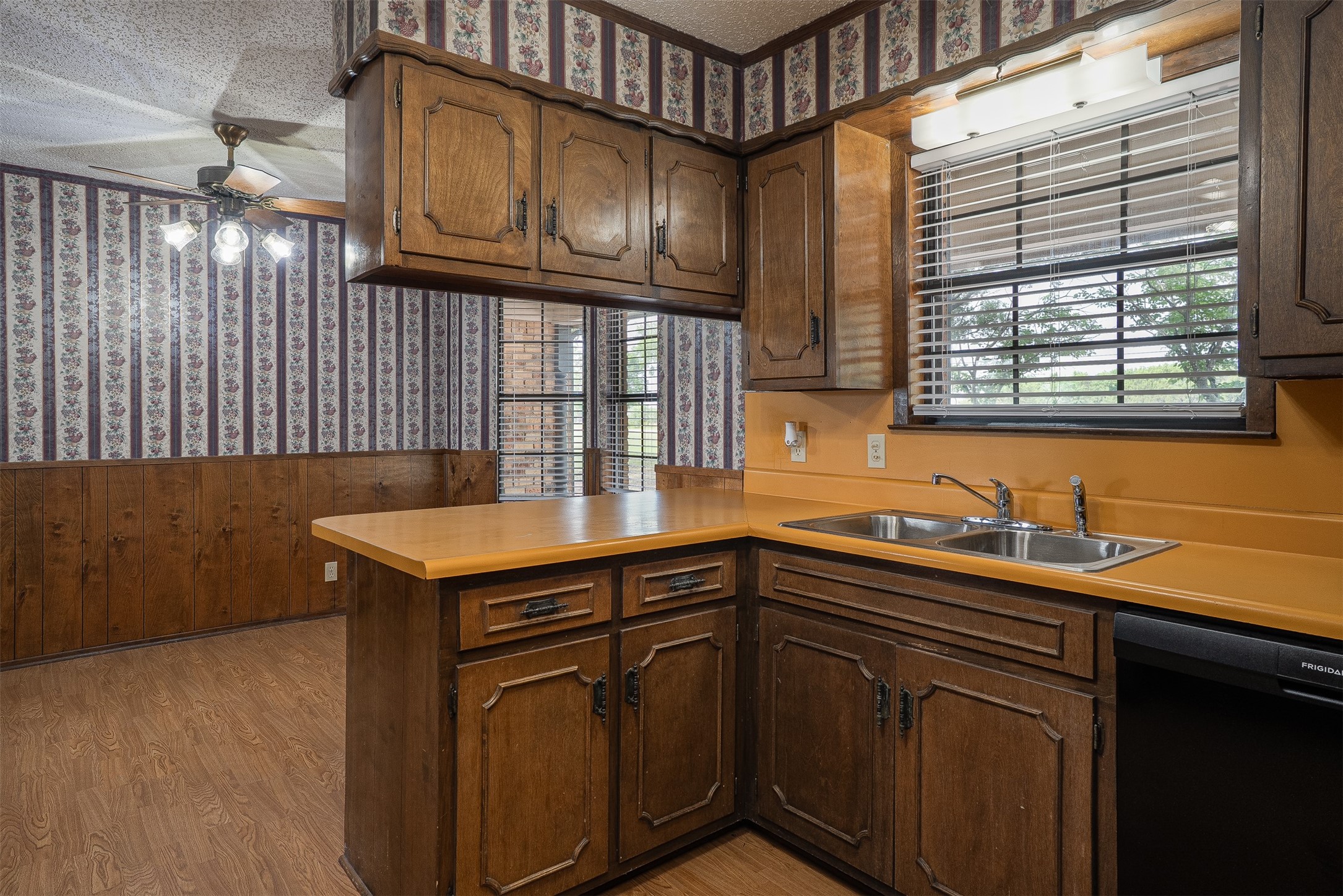 1548 County Road 1109b