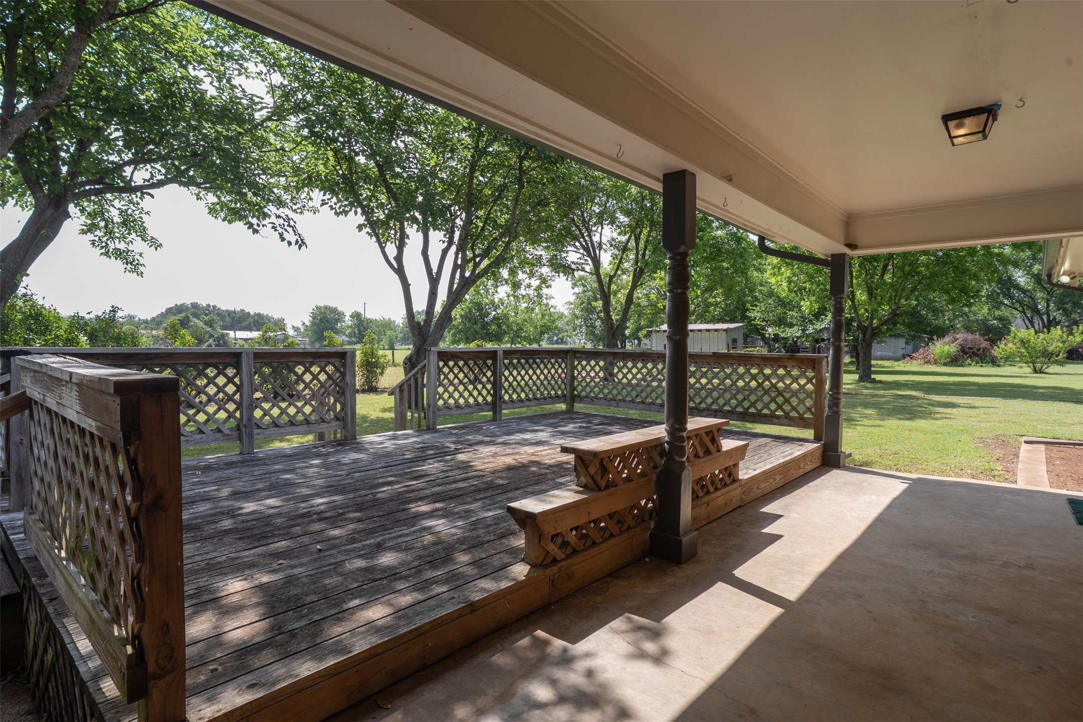 1548 County Road 1109b