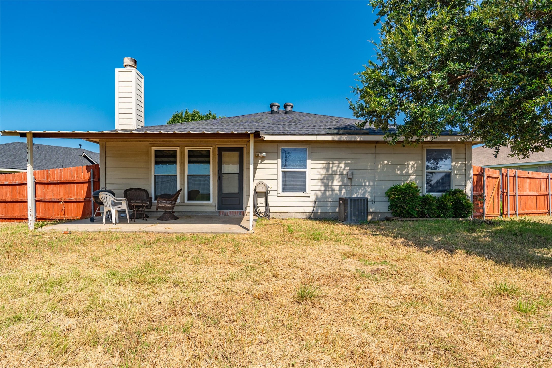 10201 Eureka Springs Court