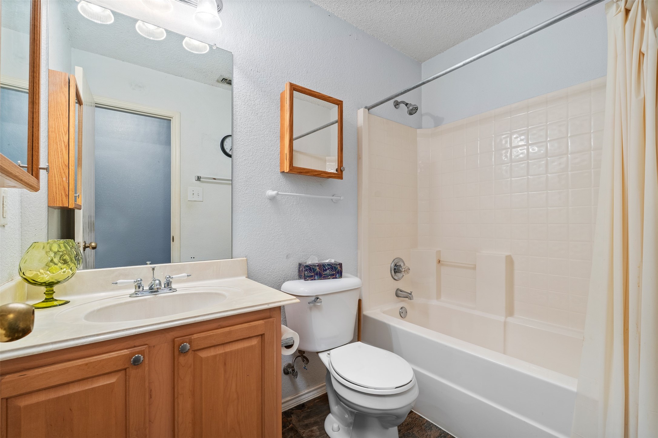 10201 Eureka Springs Court