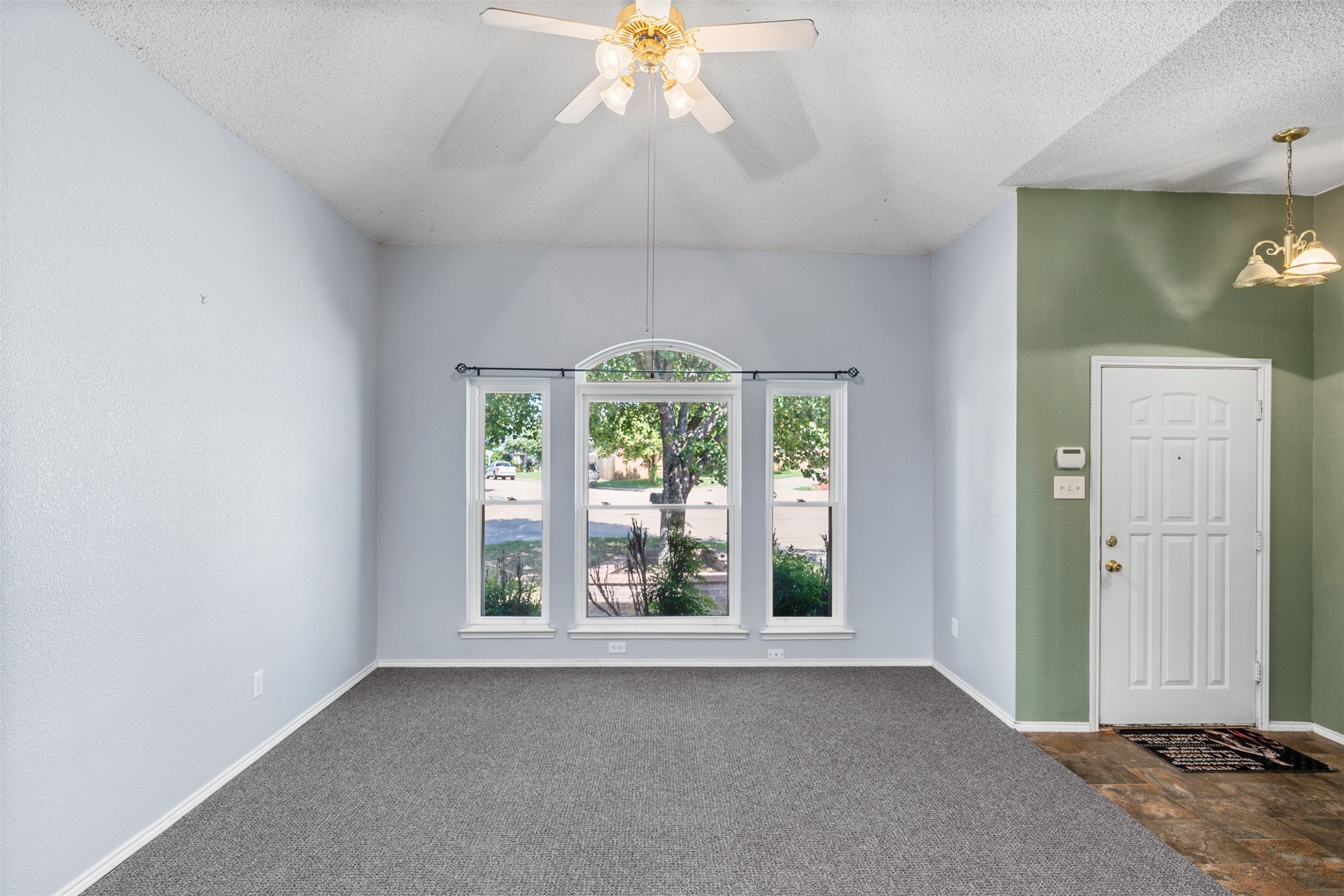 10201 Eureka Springs Court