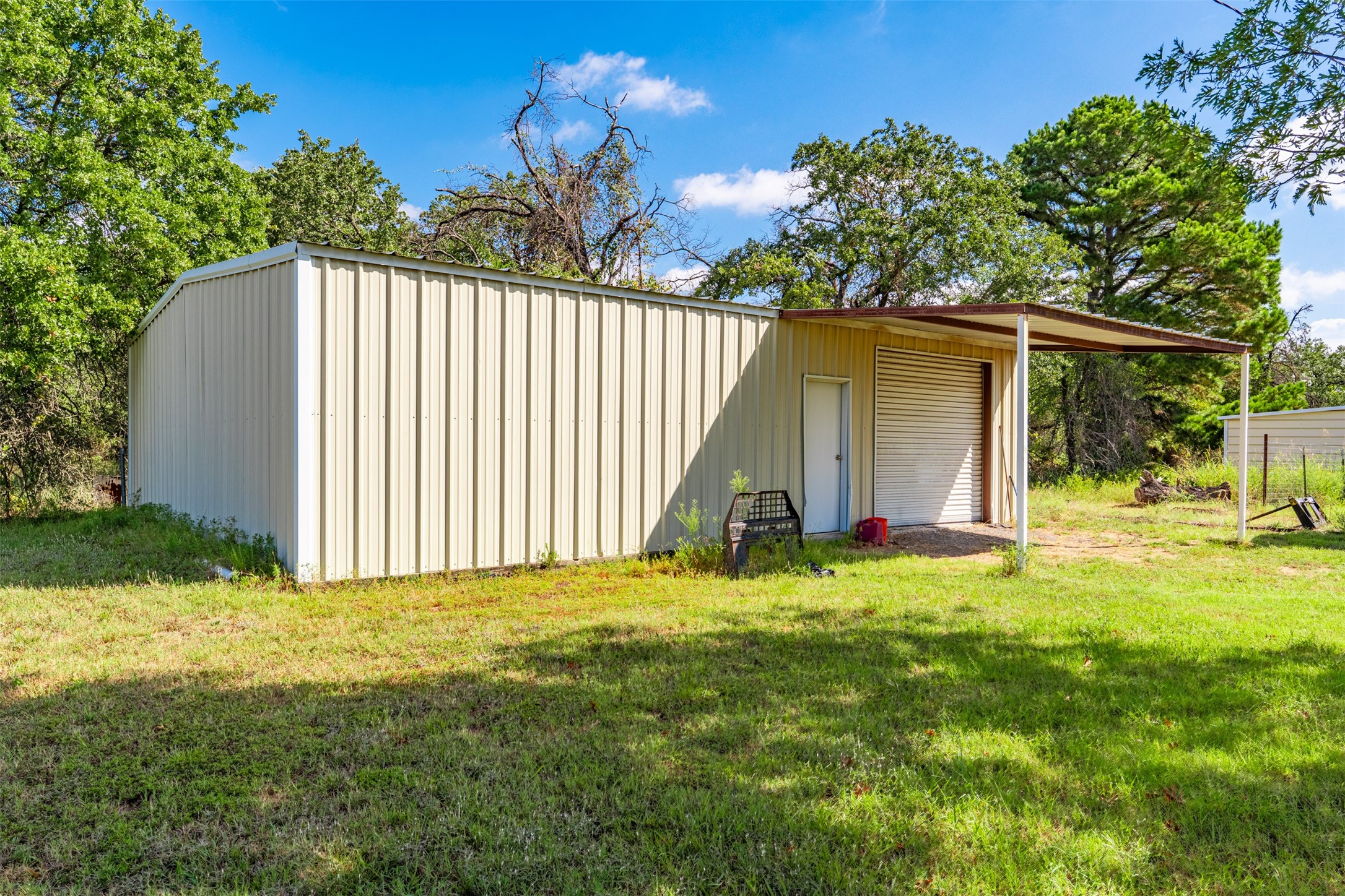 315 E Ladybird Lane