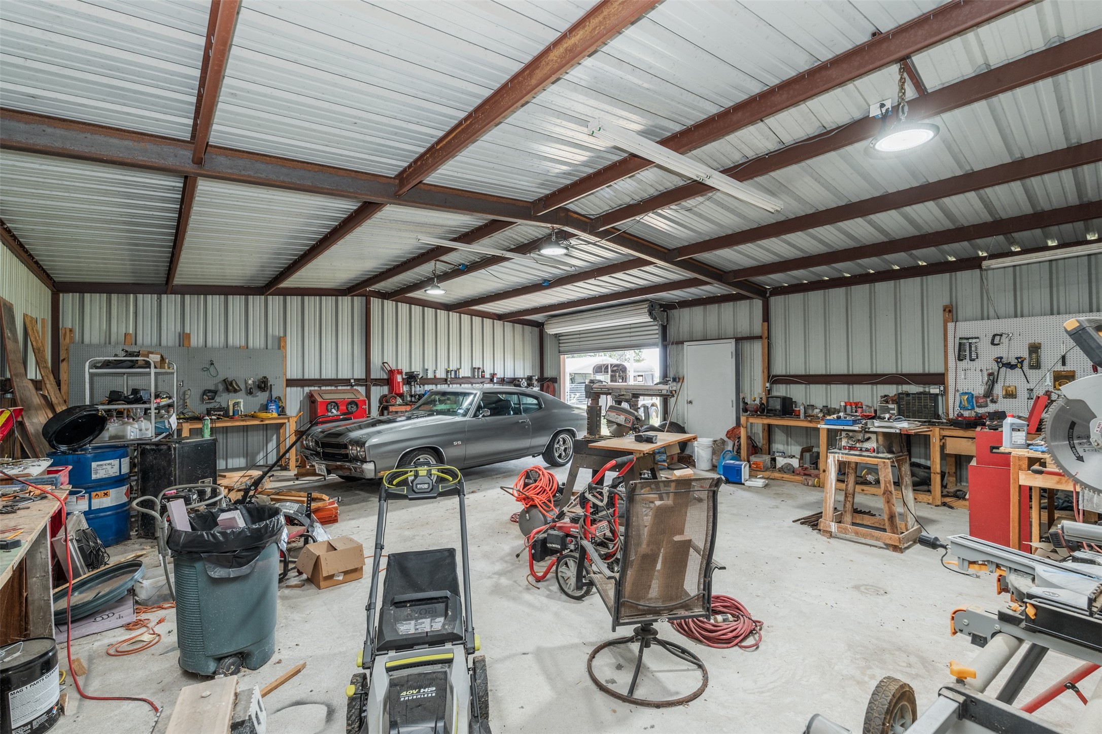315 E Ladybird Lane