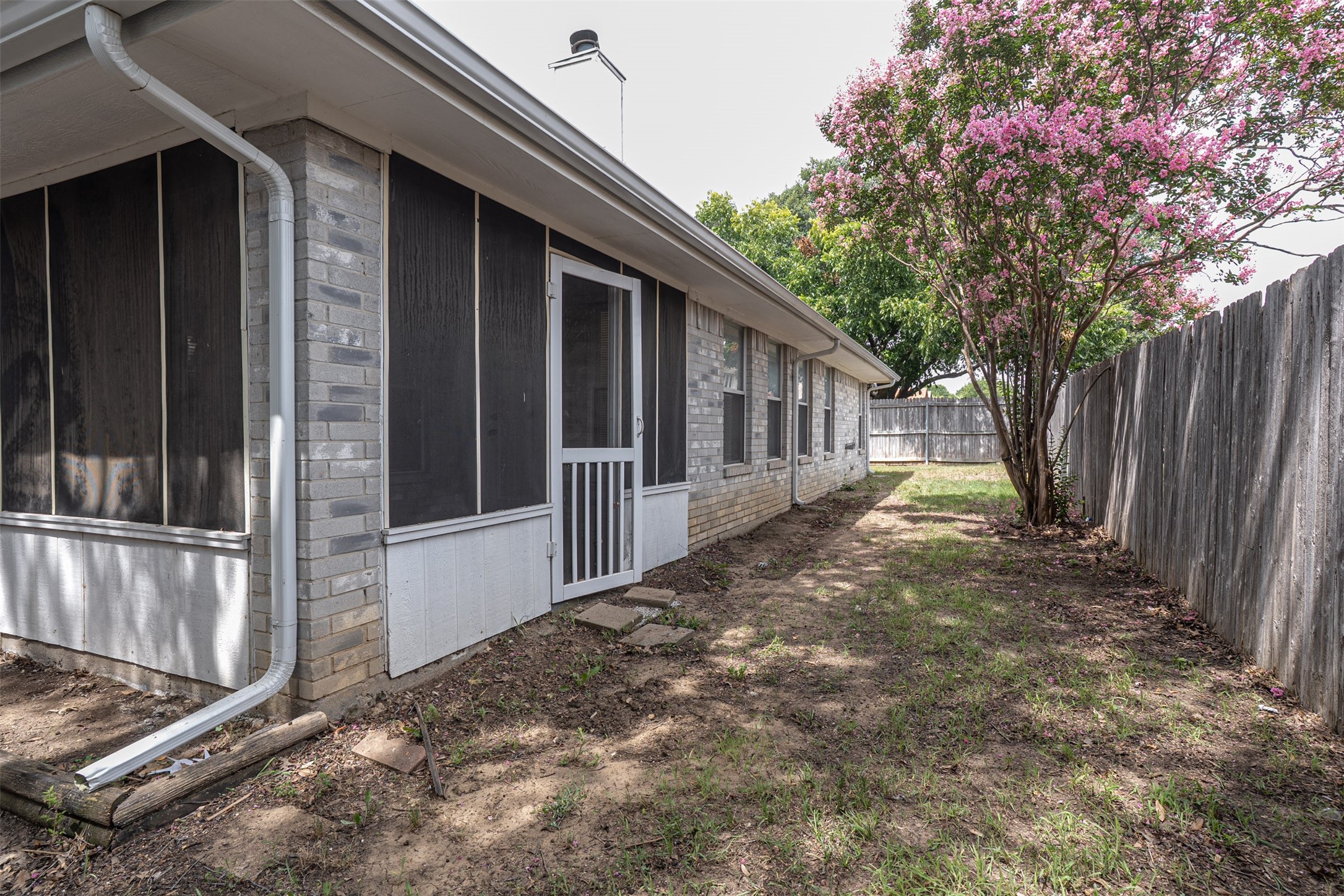 733 Windridge Lane