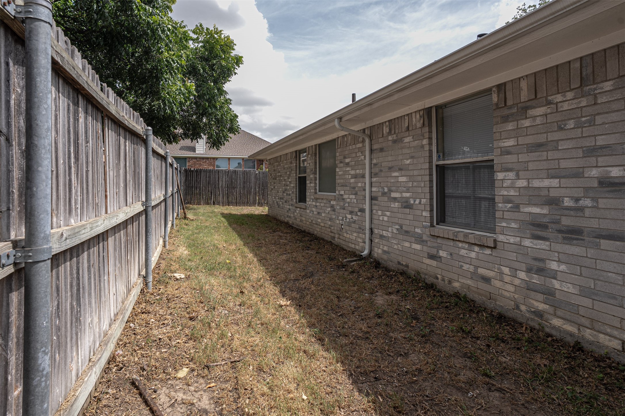 733 Windridge Lane