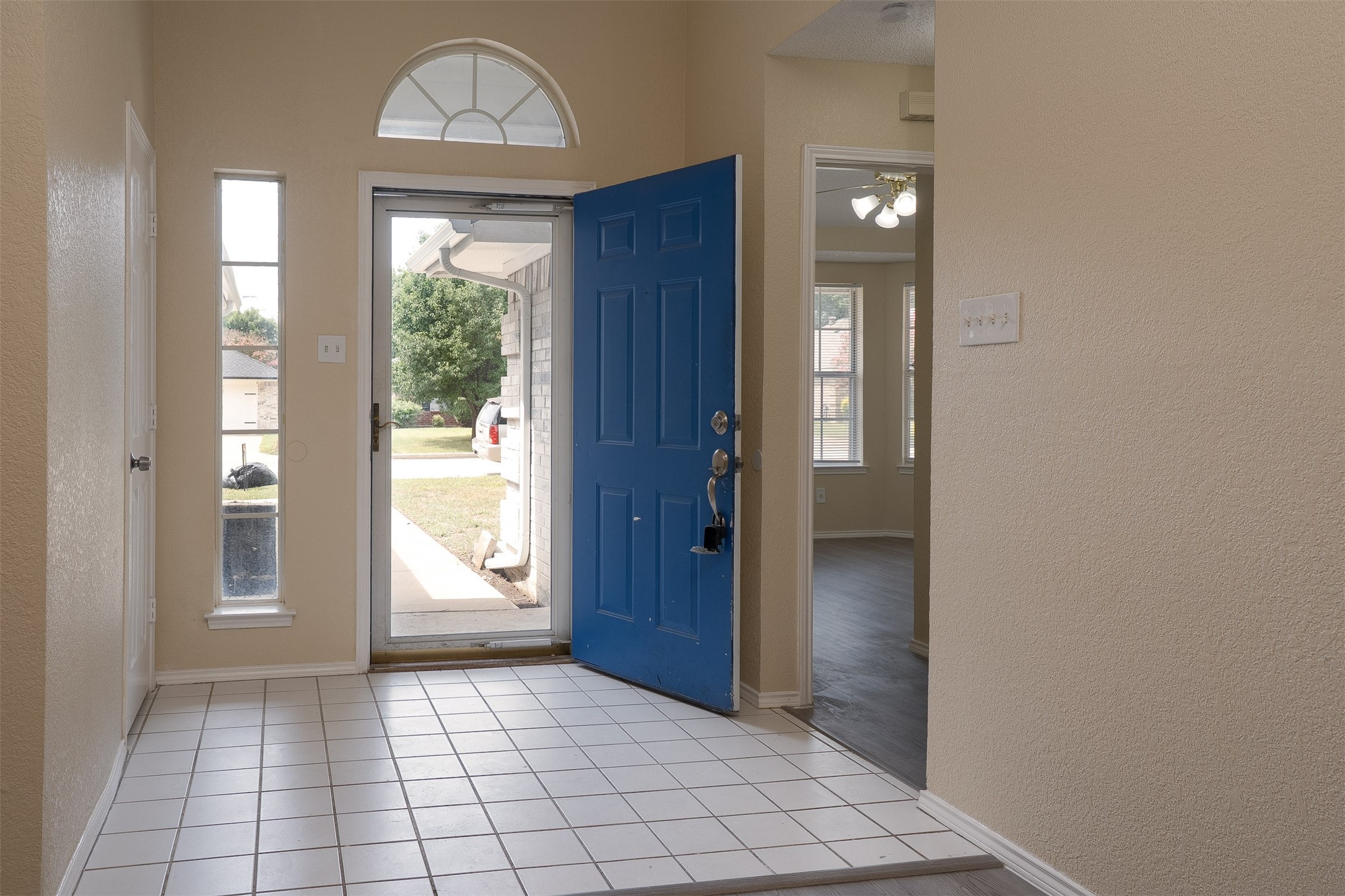 733 Windridge Lane