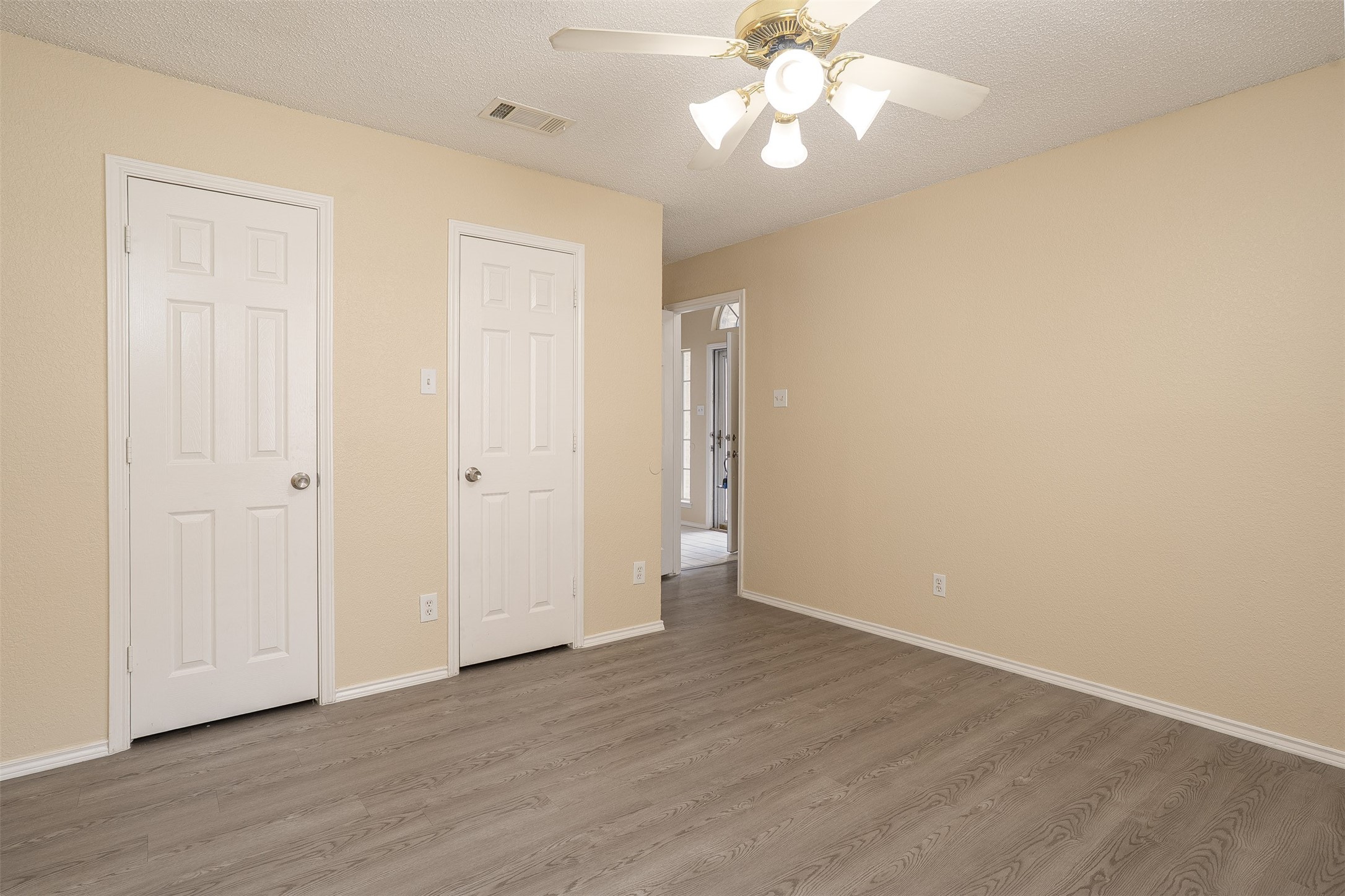 733 Windridge Lane