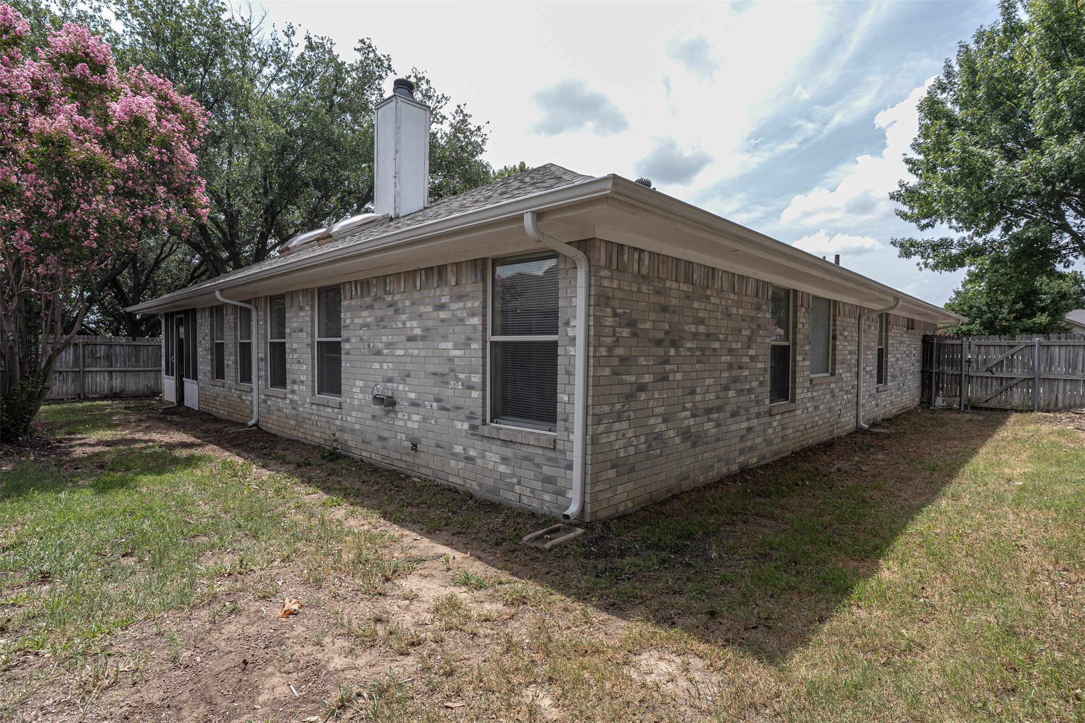 733 Windridge Lane