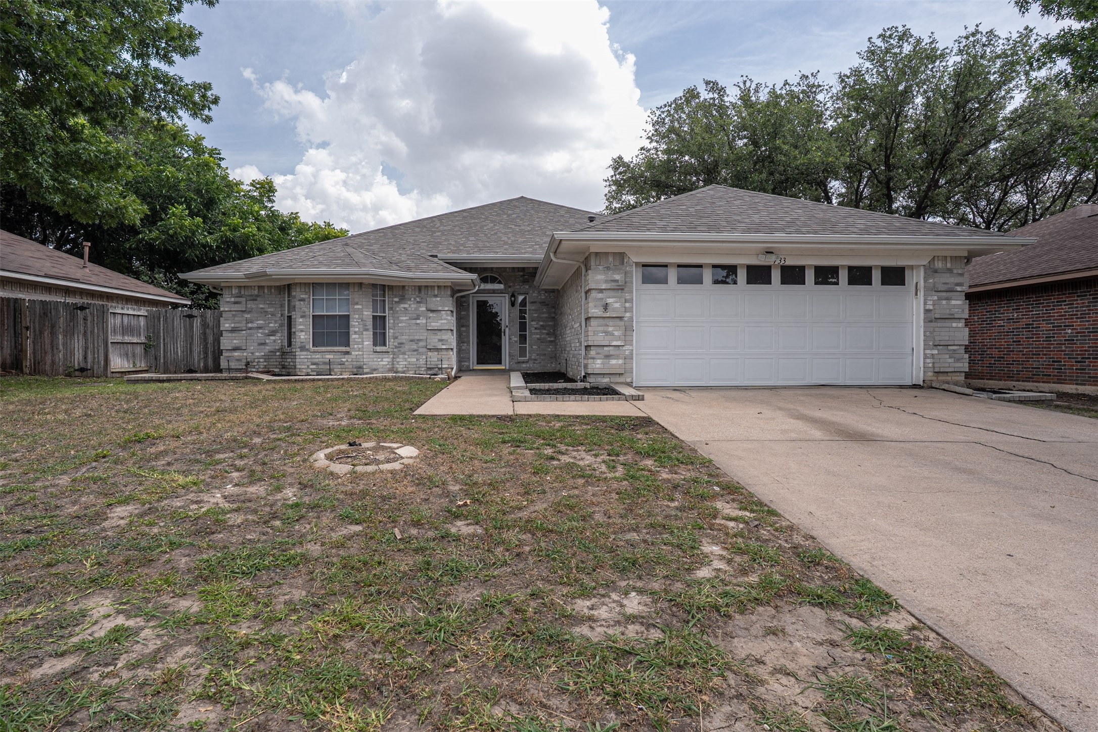 733 Windridge Lane