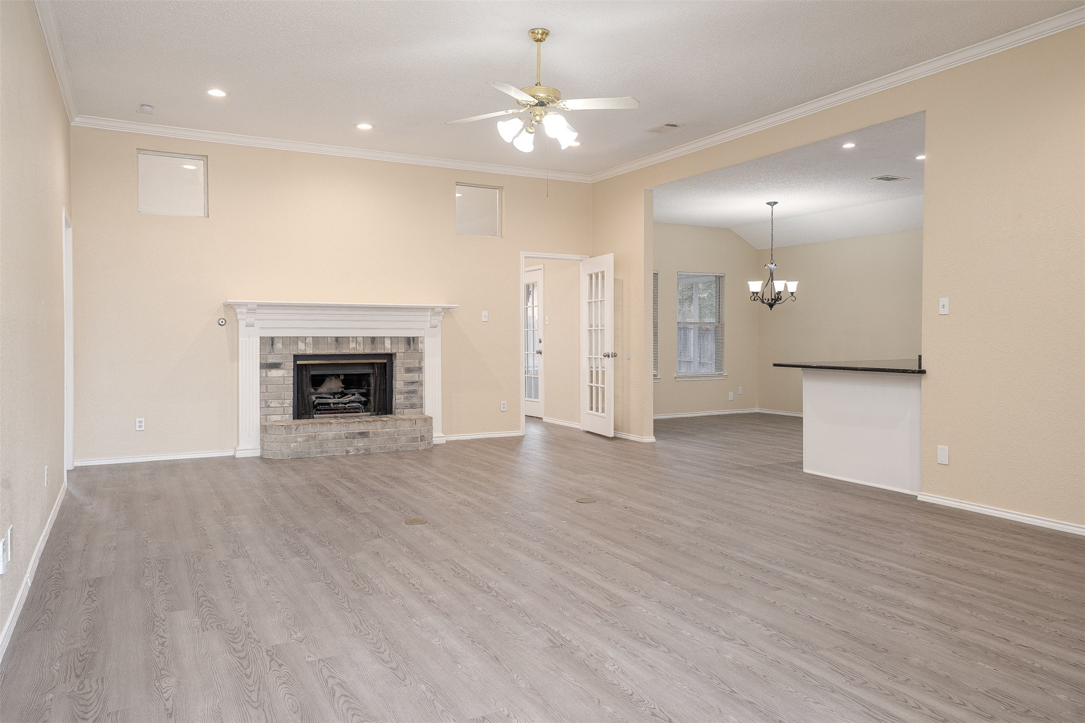 733 Windridge Lane