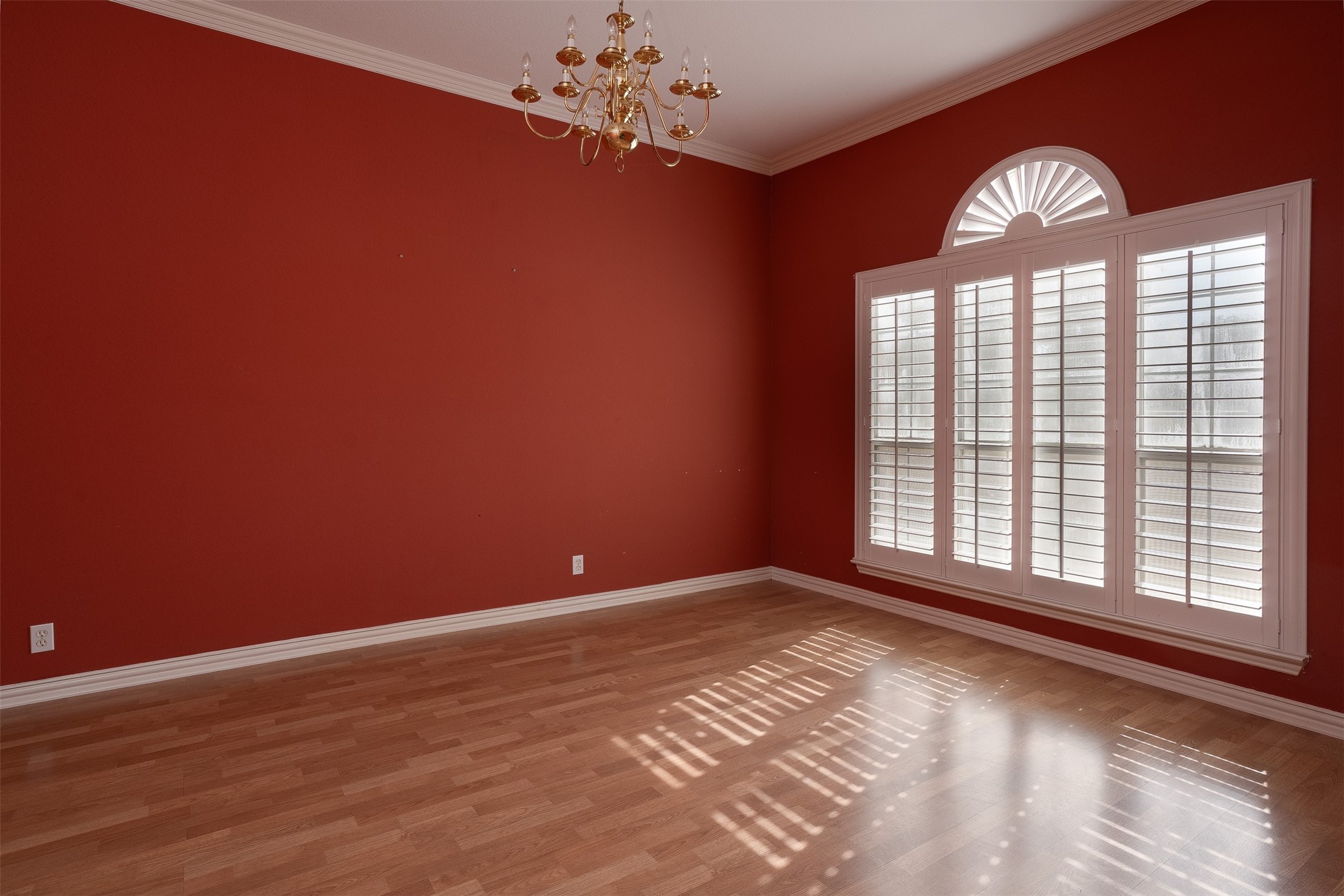 3813 Ponderosa Circle