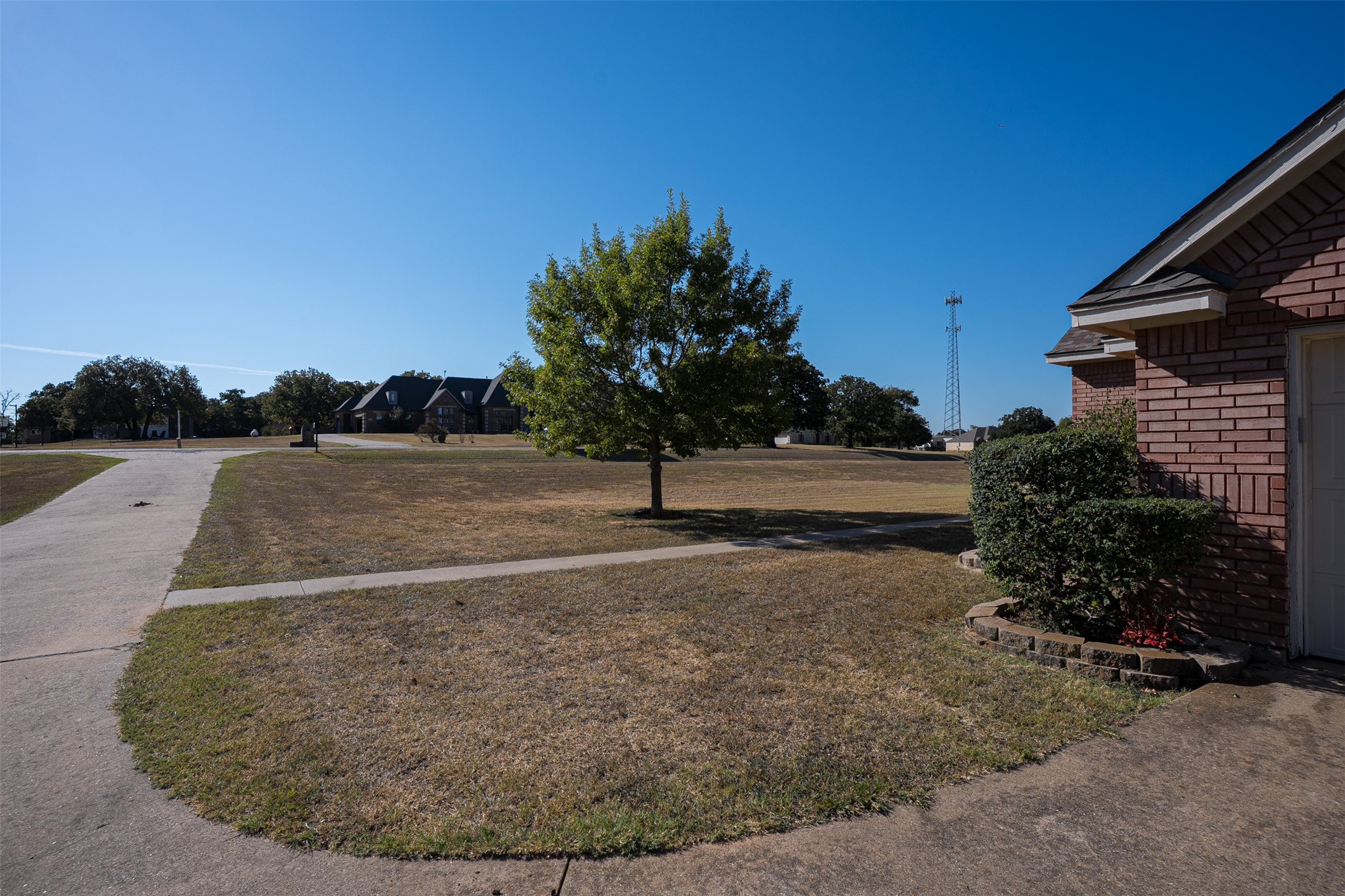 3813 Ponderosa Circle